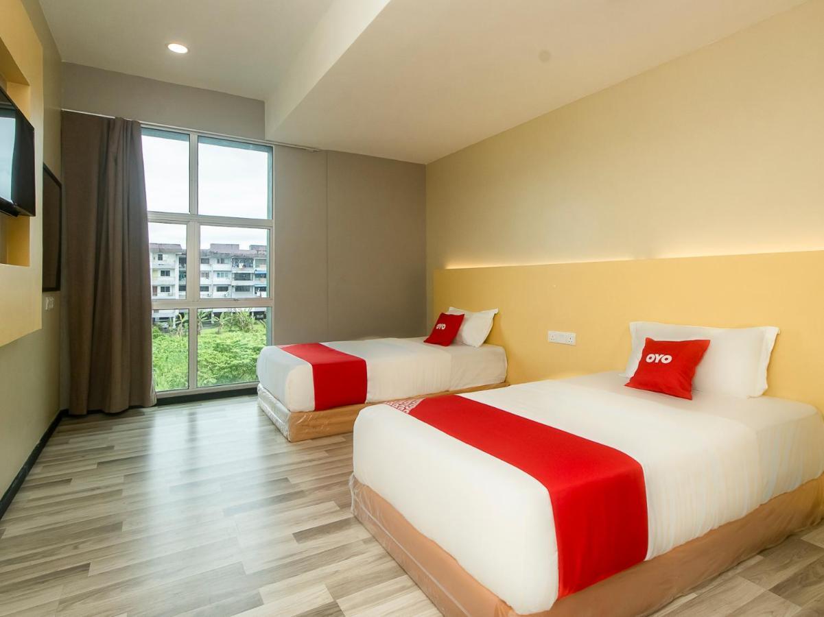 Oyo 90105 Towermas Hotel Sibu Exterior foto